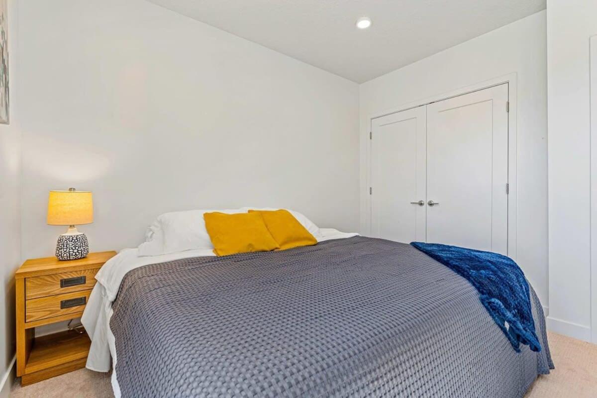 2Br Luxury Urban Escape Balcony & Fitness Center Apartment ซอลต์เลคซิตี้ ภายนอก รูปภาพ